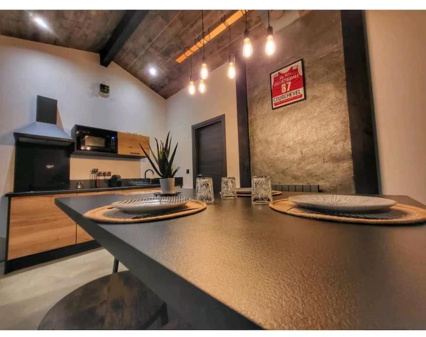 Bienvenue Chez Les Trutes Apartment โมดาน ภายนอก รูปภาพ